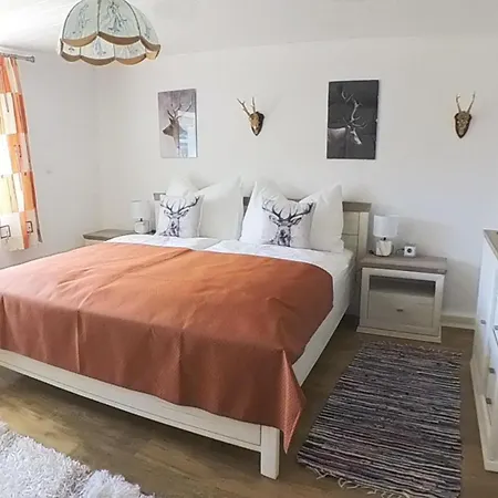 Strassgartl Holiday home Pinsdorf