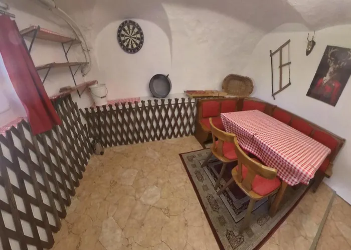 Holiday home Strassgartl